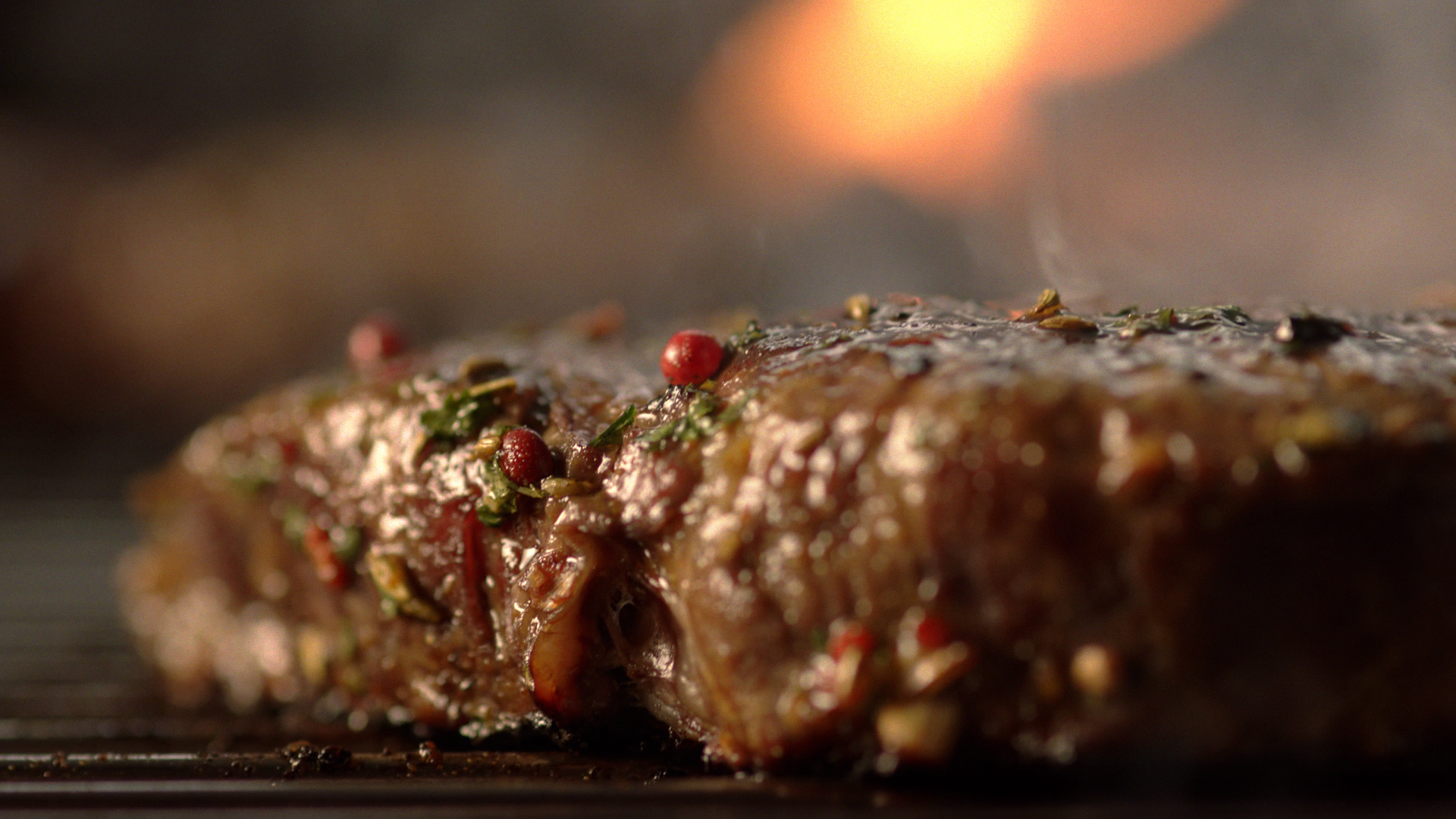 Kvickly_Image_Grill_Dir_Cut_Uge19_15_30s_DK_37232.mov.00_00_14_15.Still004